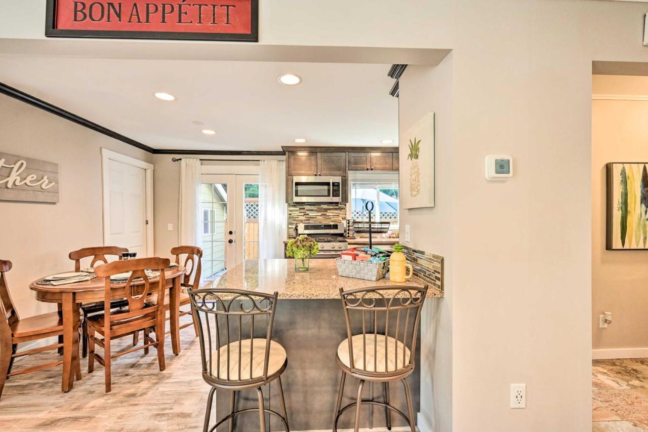 Family-Friendly Kirkland Home About 1 Mi To Downtown Exterior photo