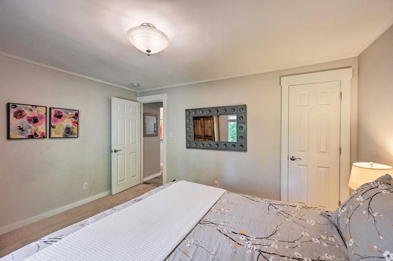 Family-Friendly Kirkland Home About 1 Mi To Downtown Exterior photo